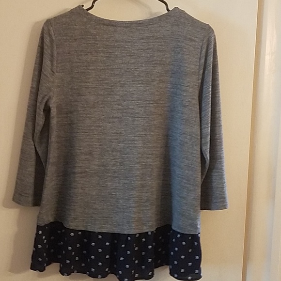 LOFT TOP - Picture 3 of 6